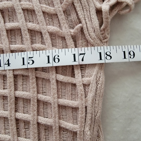 Vintage Simon Chang crochet sweater size small - Picture 11 of 12